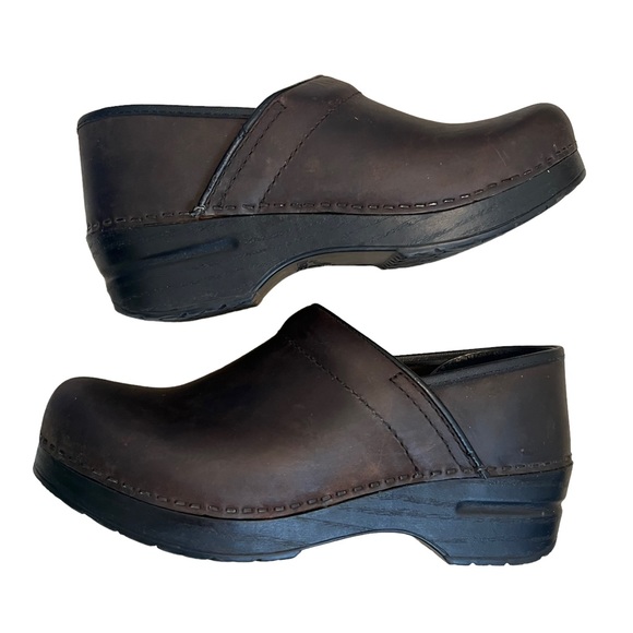 Dansko Shoes Dansko Healthcare Professional Leather Slipon Clogs Brown Oiled Leather Size 38